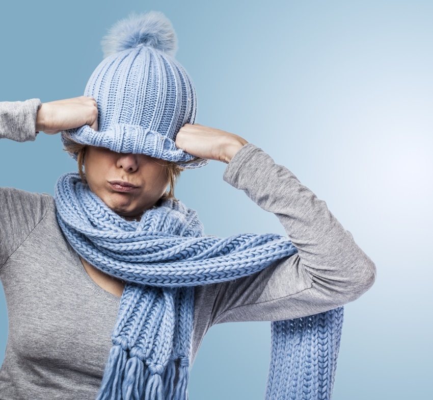 It's too cold to play tennis.